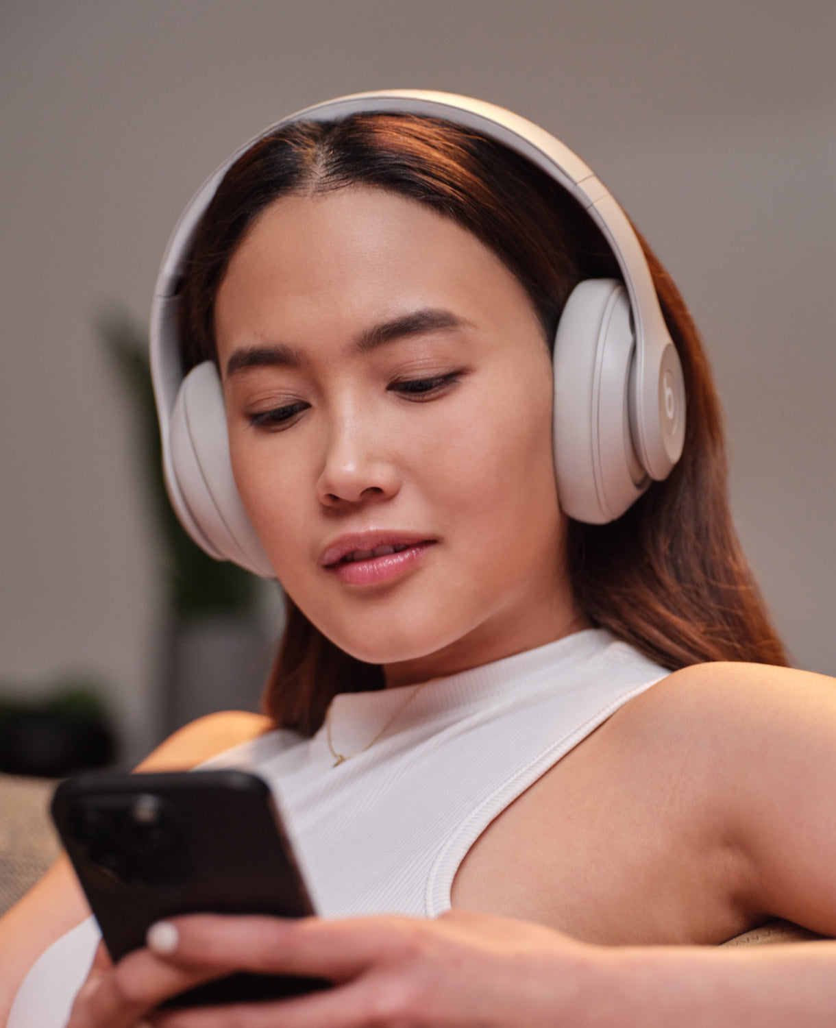 Beats Studio Pro – Wireless Noise Cancelling Headphones with USB-C Audio, Spatial Sound, 40H Battery Life, Fast Fuel Charging, Compatible with iOS & Android | Premium Design | 1-Year Warranty, 14-Day Easy Returns